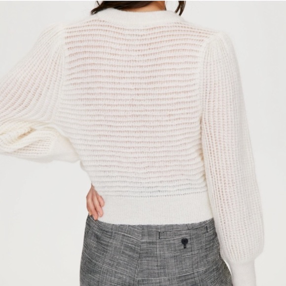 EUC Aritzia Cropped White Alpaca Cardigan XXS - Picture 10 of 13